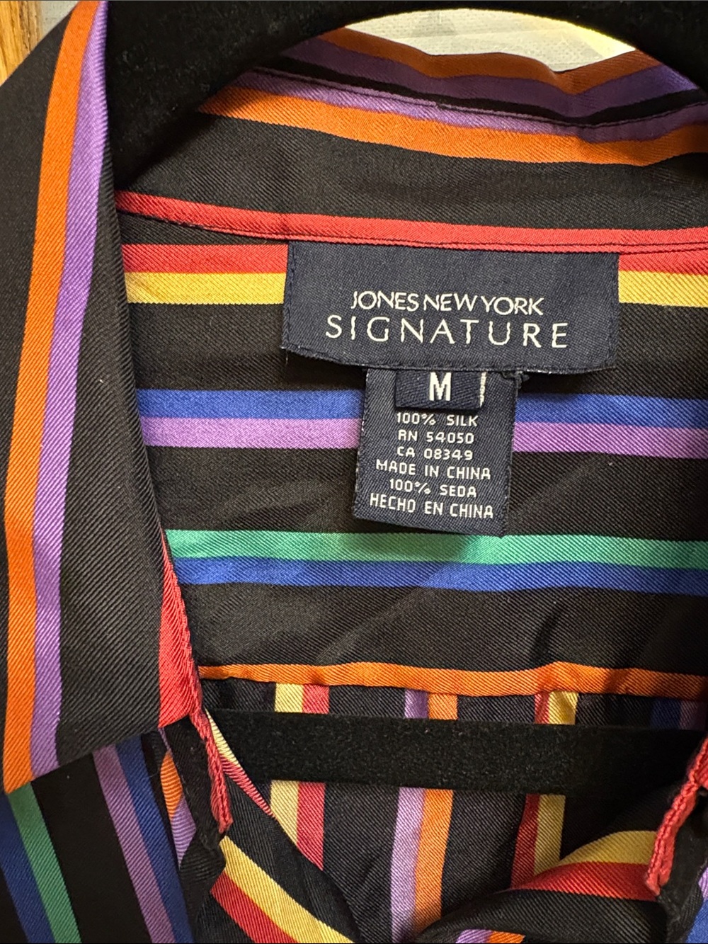 EUC Silk Jones New York Signature Black Multicolor Vertical Stripe Blouse - Picture 2 of 4